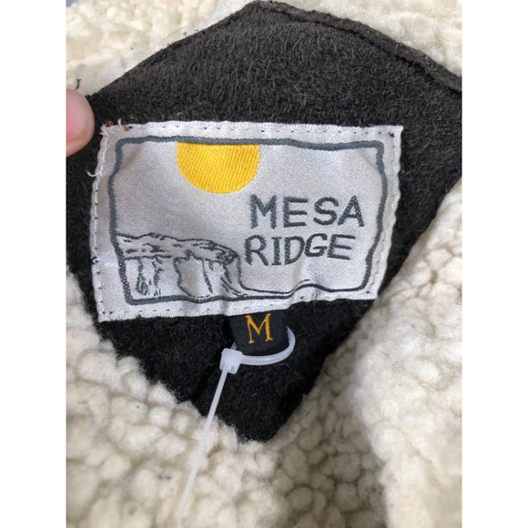 Mesa ridge jacket size medium. Has issues - Picture 5 of 6